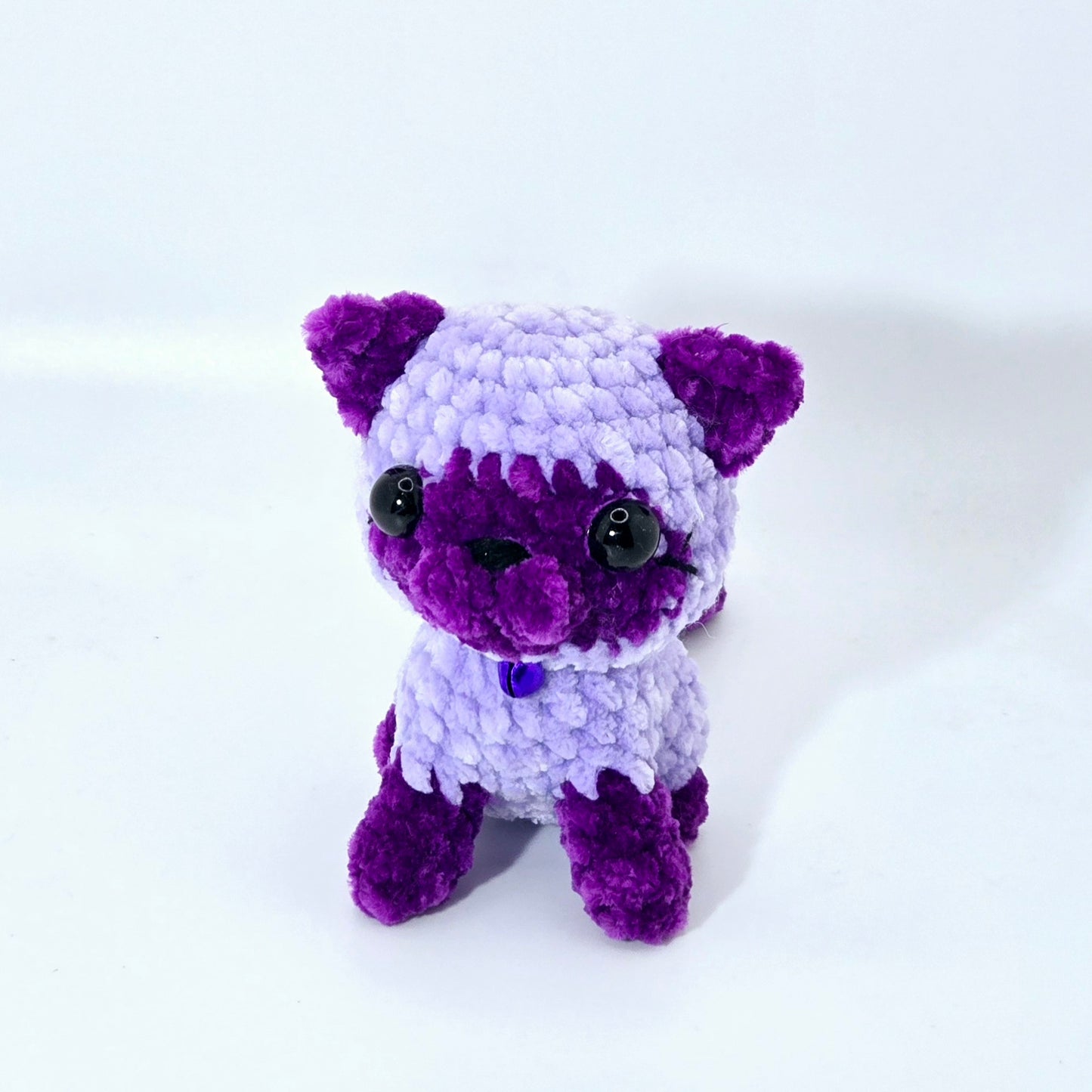 Handmade Crochet Cute Sitting Cats Made-to-Order