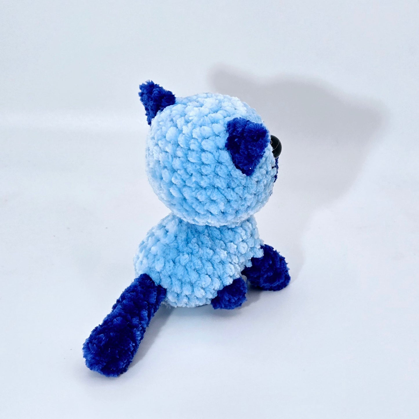 Handmade Crochet Cute Sitting Cats Made-to-Order