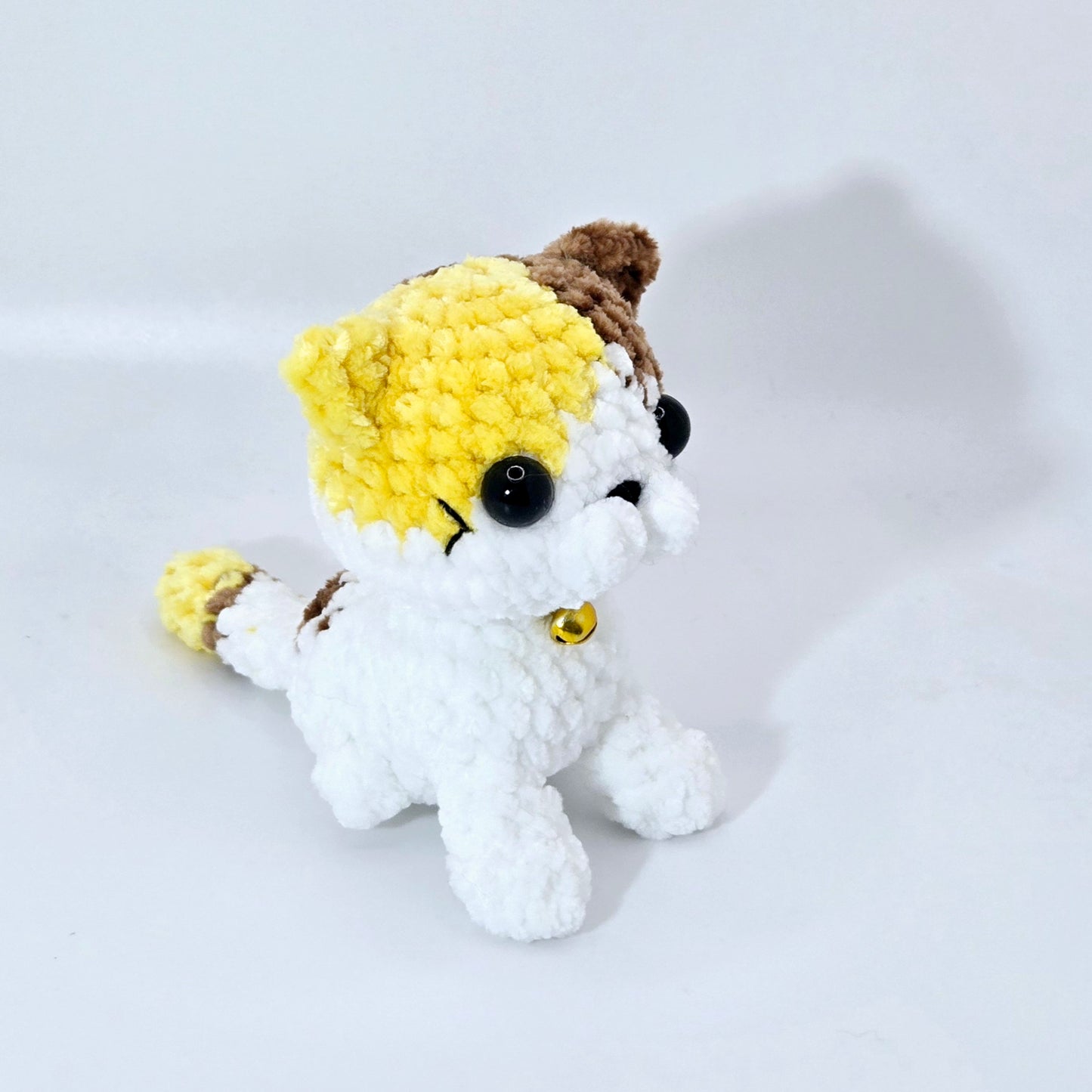 Handmade Crochet Cute Sitting Cats Made-to-Order