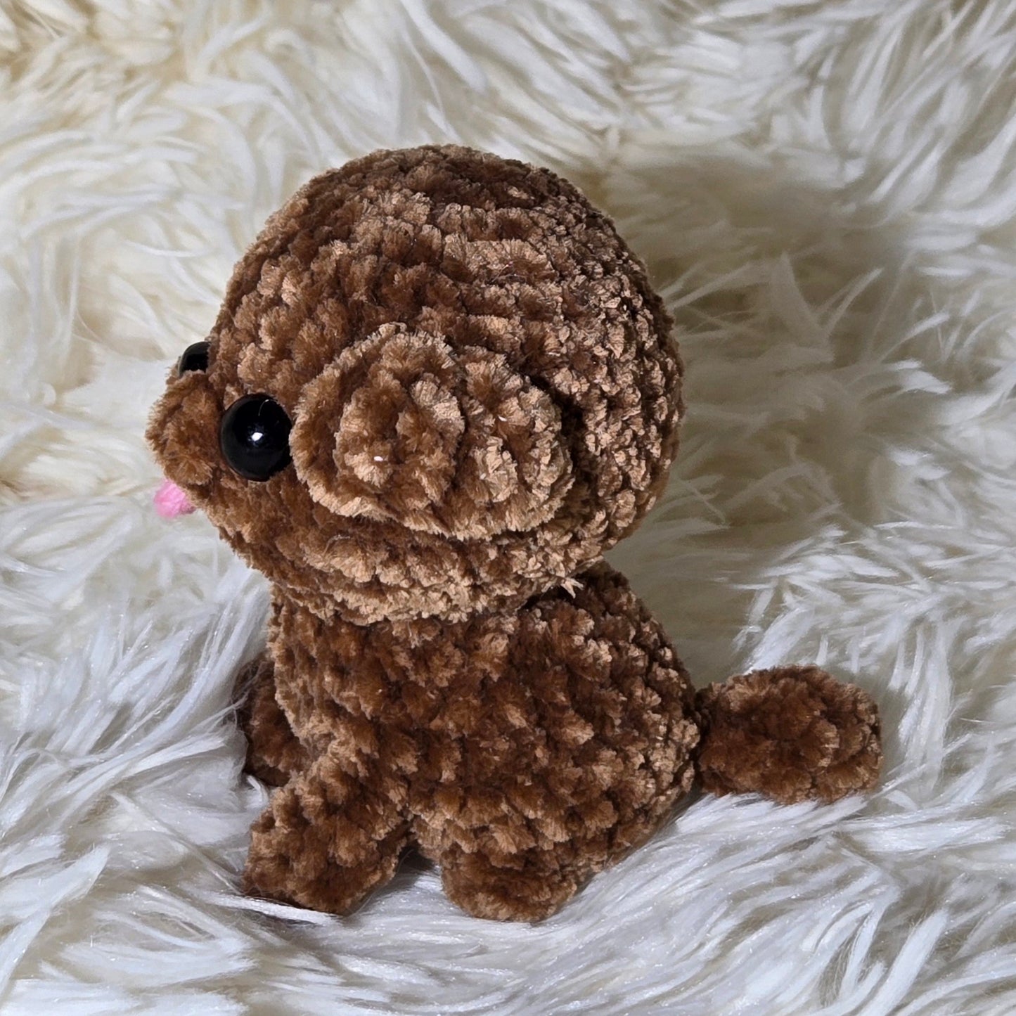 Handmade Crochet Cute Sitting Dogs Made-to-Order