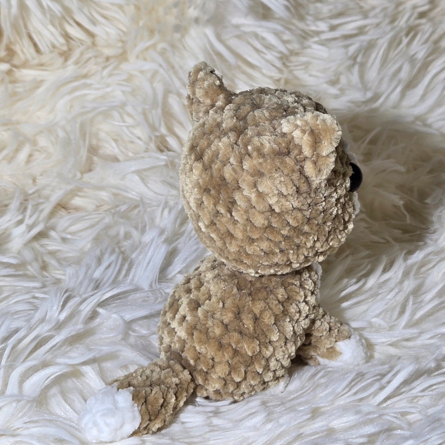 Handmade Crochet Cute Sitting Dogs Made-to-Order
