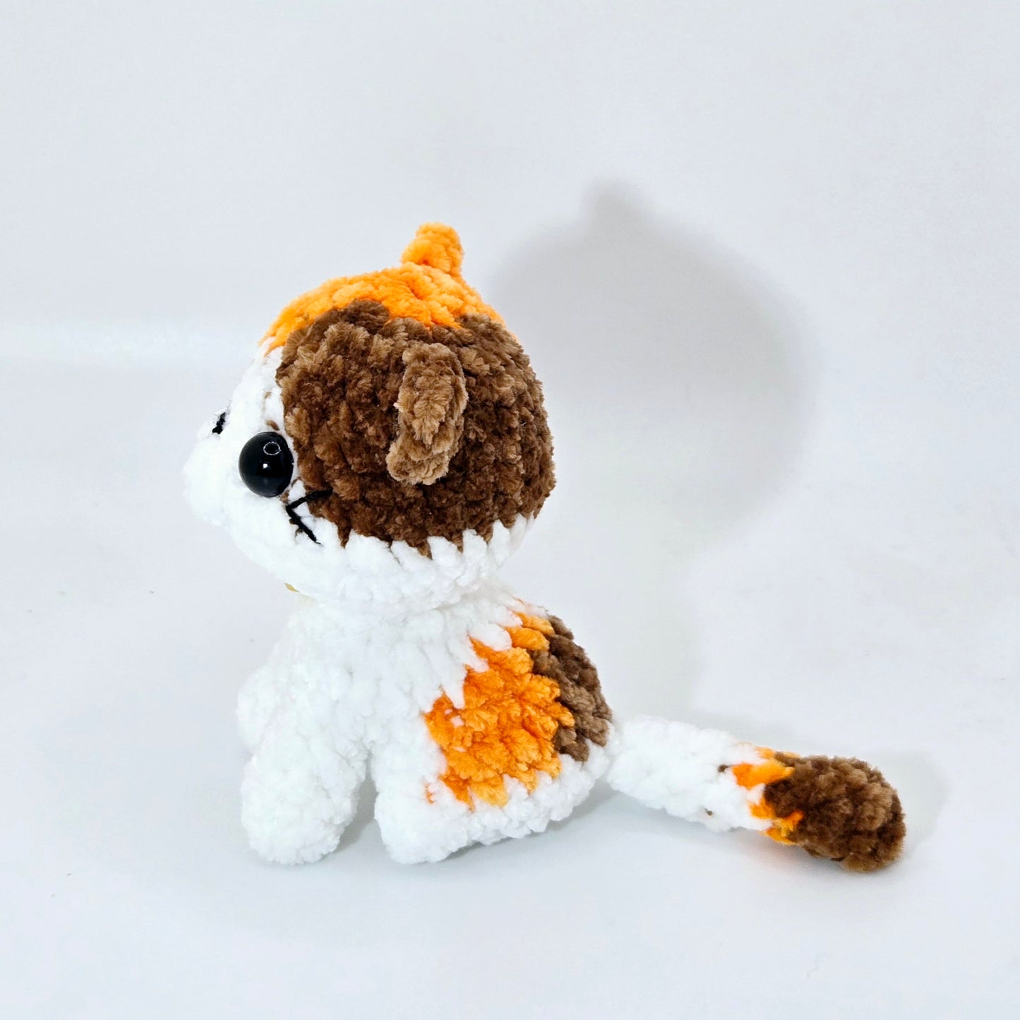 Handmade Crochet Cute Sitting Cats Made-to-Order