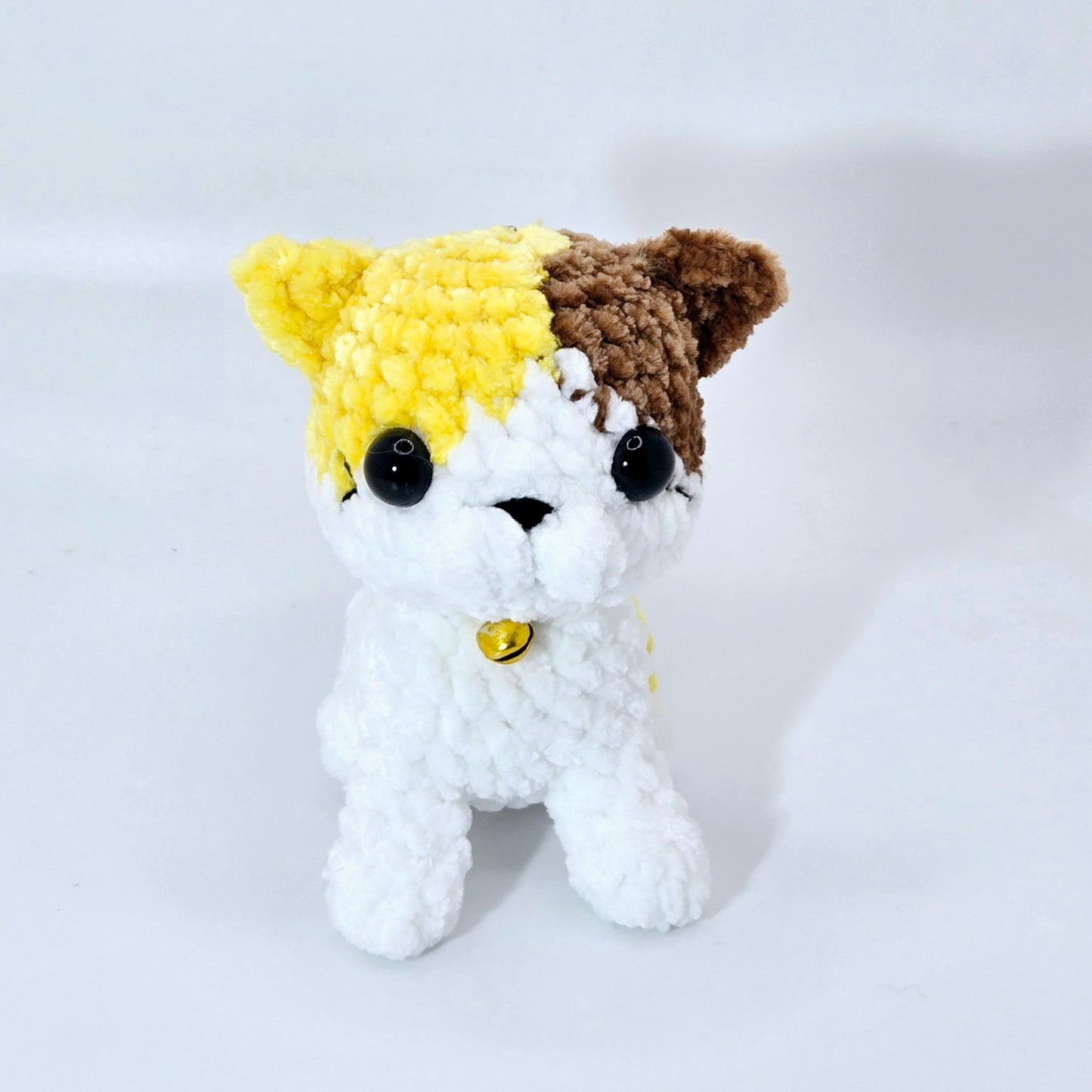 Handmade Crochet Cute Sitting Cats Made-to-Order
